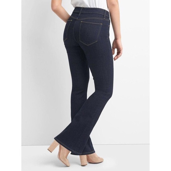 Gap Women’s Curvy Dark Rinse Jeans, 31S - Picture 2 of 8